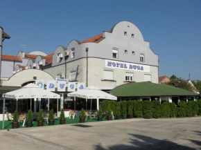 Hotel Duga